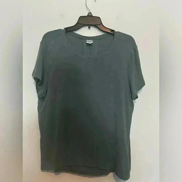 Athleta Women’s Medium Short Sleeve Shirt Super Soft - Picture 1 of 4